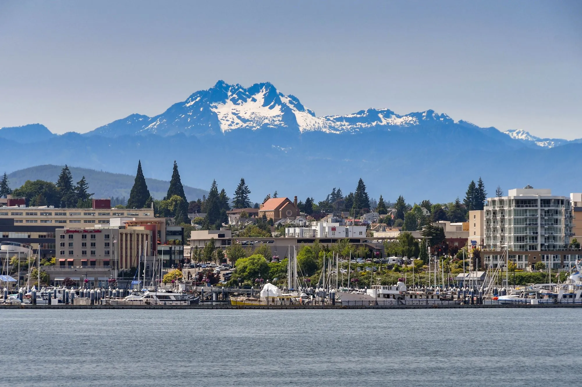 Simple, stress-free, and fast moves for families and businesses in Bremerton, WA